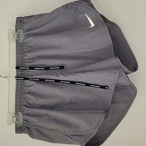 Nike Dri-Fit Brief- Lined Running Shorts, Grey, L, EUC